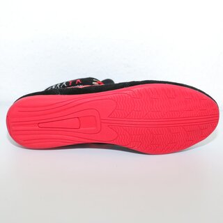 KRAVolution sports shoes for the Krav Maga Training